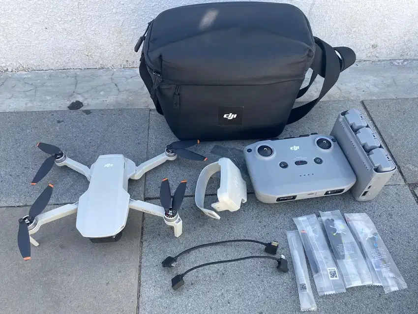 DJI Mini 2 SE Combo