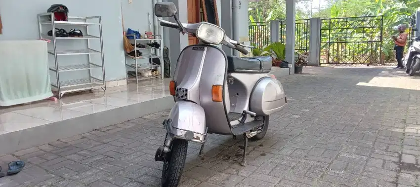 VESPA P150S STRADA