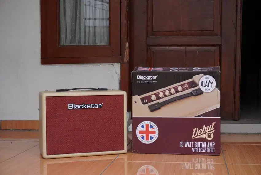 Guitar Amplifier/Ampli Gitar Blackstar Debut 15E