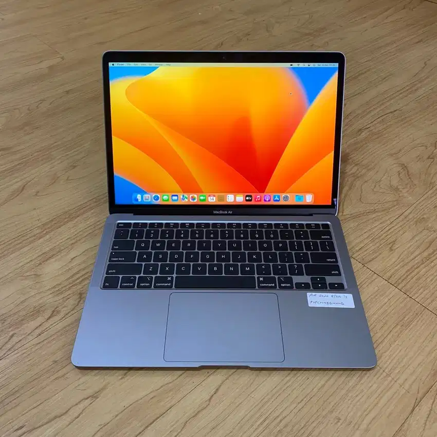 Macbook Air Retina 13” 2020 i3 8/256 GB