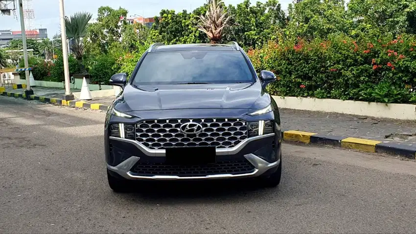 Hyundai Santafe Santa fe Signature 2.2 Diesel 2022 NIK 2021 Like New