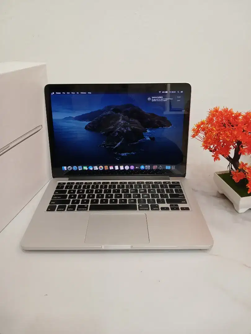 Macbook pro 2013 i5 8gb 256gb murmer