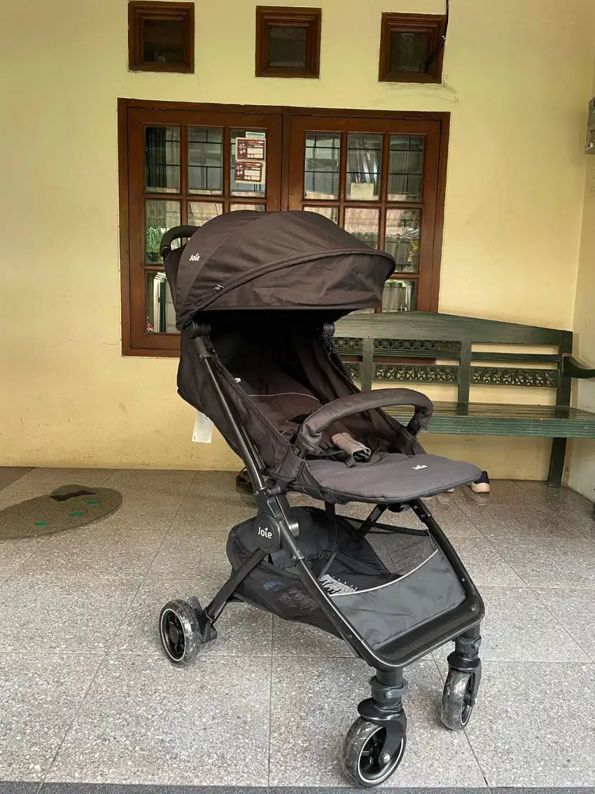 Joie Stroller Pact Travel System Coal Good Condition