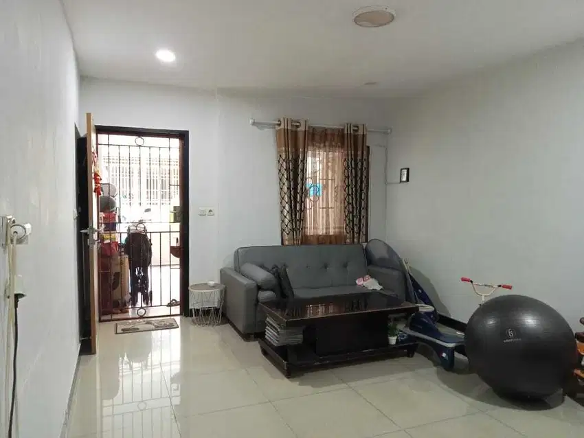 RUMAH FURNISH MINIMLAIS 3 LANTAI HARGA TEMRURAH DI TAMAN PALEM