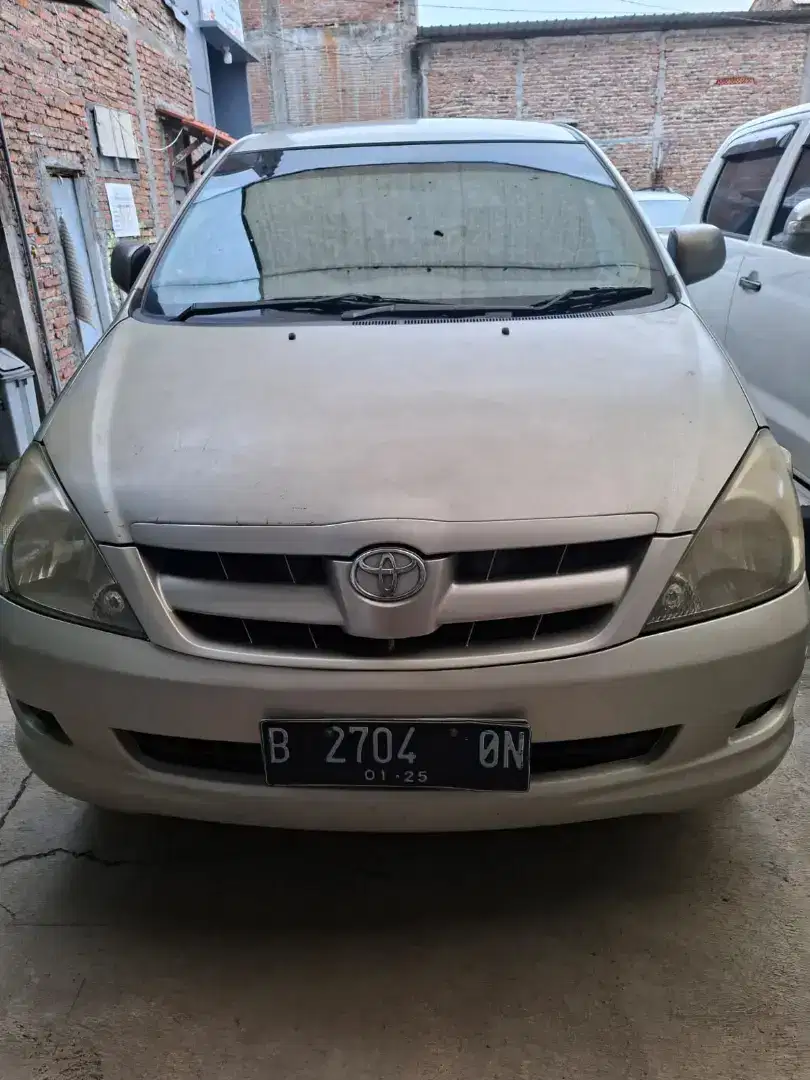 INNOVA g DIESEL MANUAL