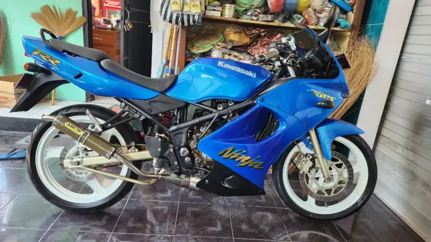 Ninja RR CBU 150