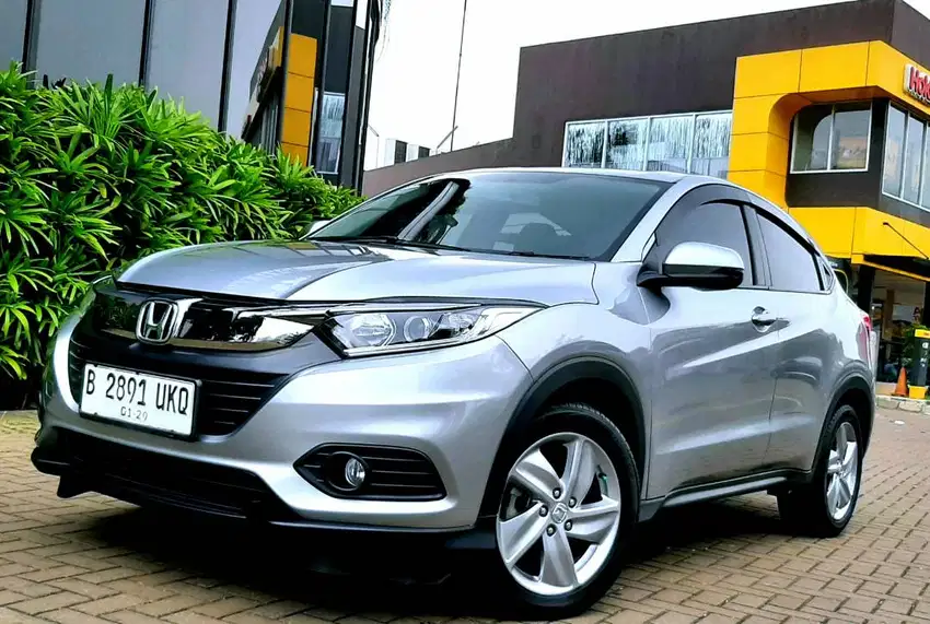 Honda HRV 1.5 Matic A/T Tahun 2019 Abu-Abu Super Istimewa