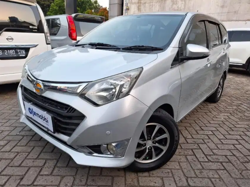 DP Rendah  5JT Daihatsu Sigra 1.2 R Bensin-AT 2017 Silver