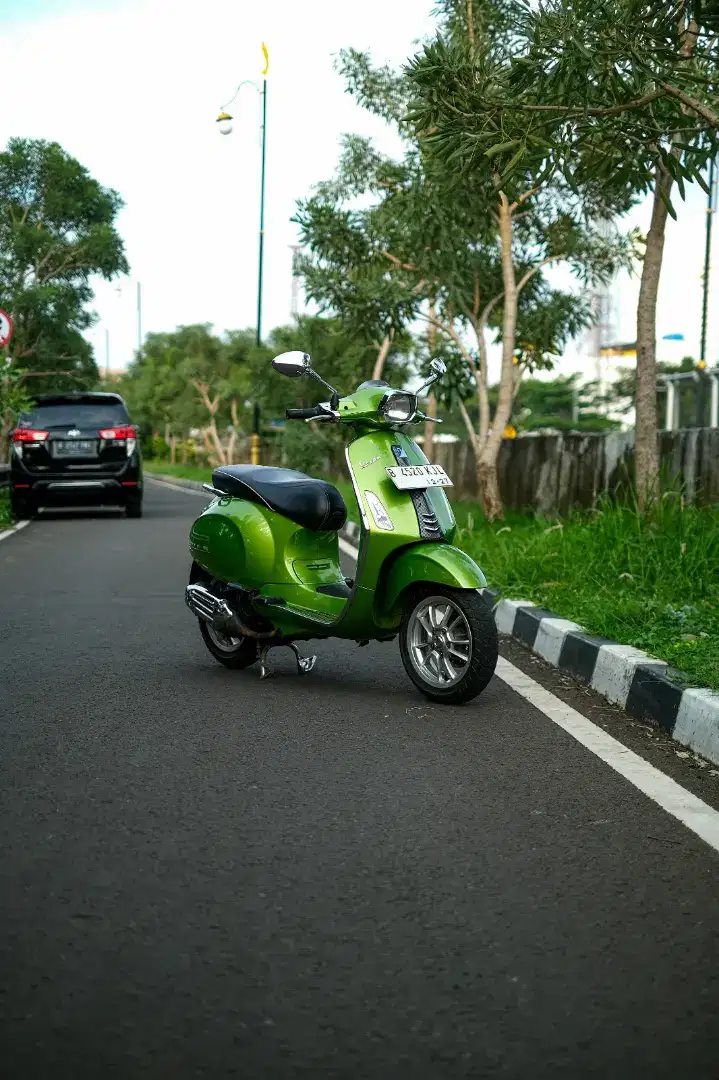 PIAGGIO VESPA MATIC SPRINT IGET ABS TERMURAH BERGARANSI (BISA KREDIT)