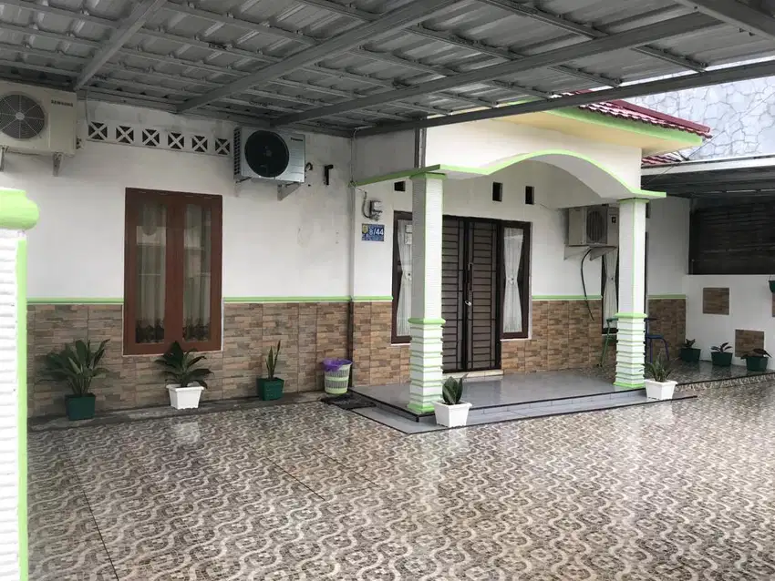 Dijual cepat rumah strategis