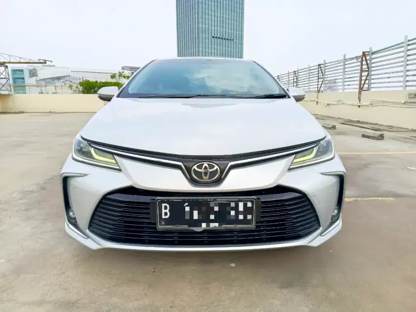 Toyota Altis V KM low 2019