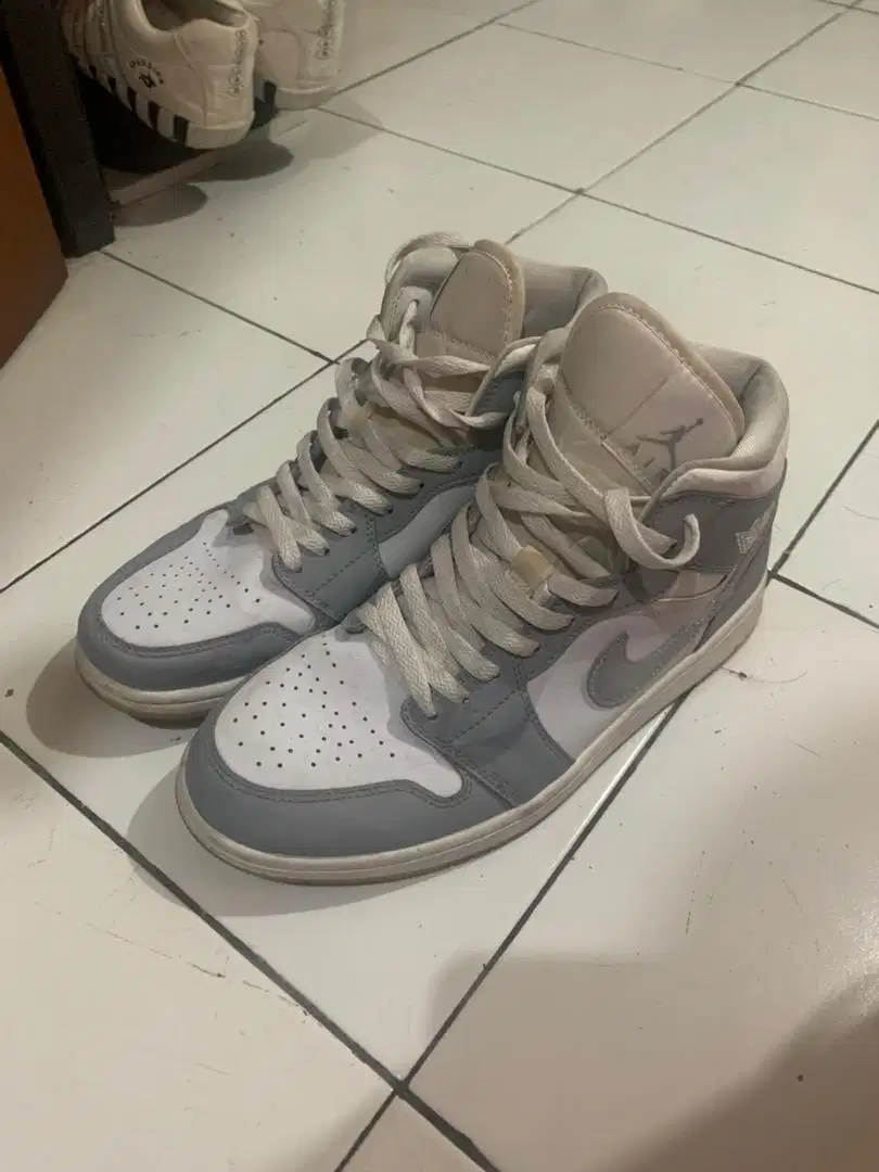 Nike air jordan 1 wolf grey mid original