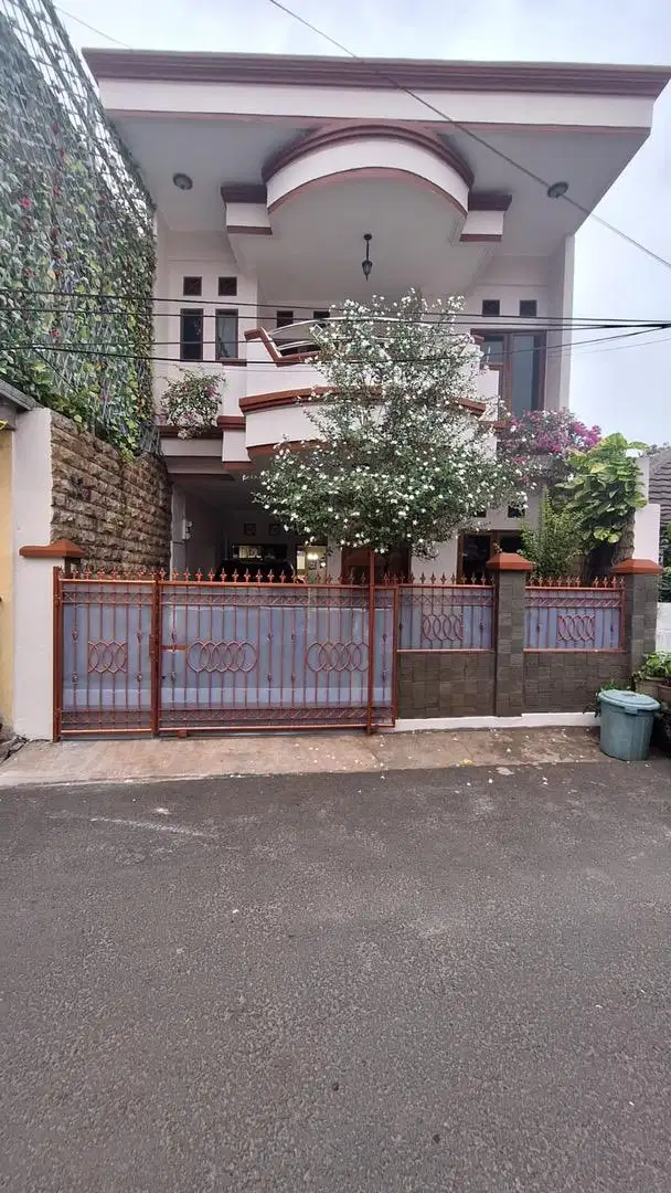 Dijual Rumah Radio Dalam Kebayoran Baru Jakarta Selatan