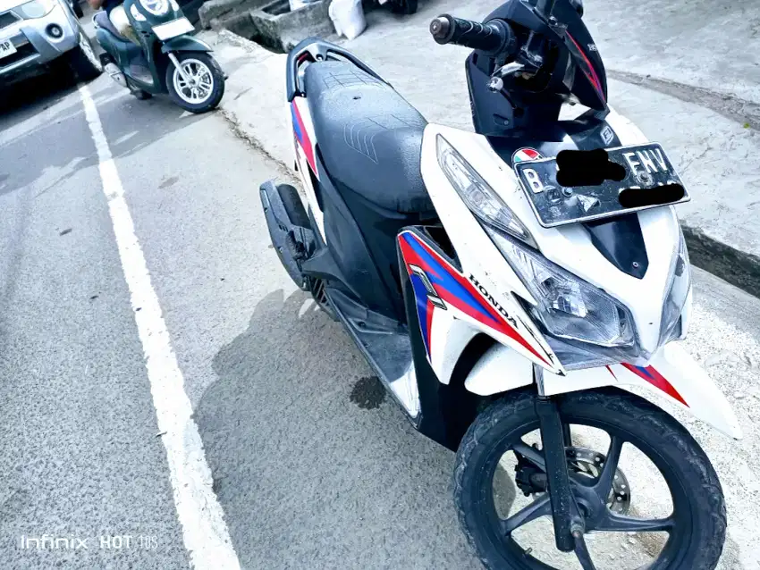 Vario 125 KZR White 2013 tinggal pake