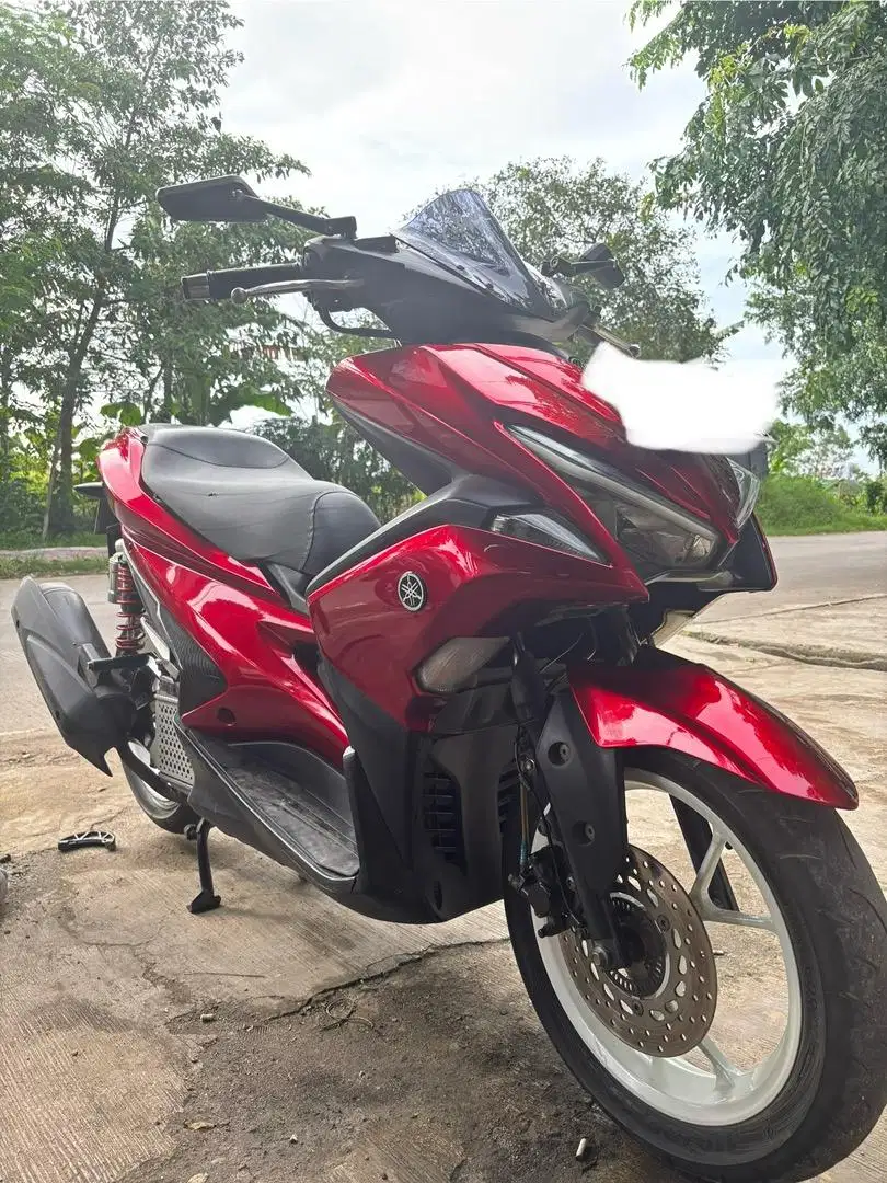 Di Jual Aerox tinggal pakai warna merah