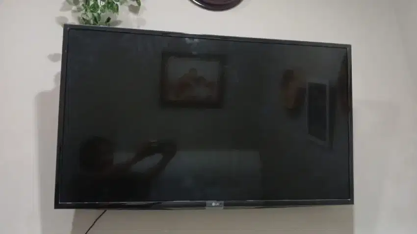 Televisi LED LG 42 INCH