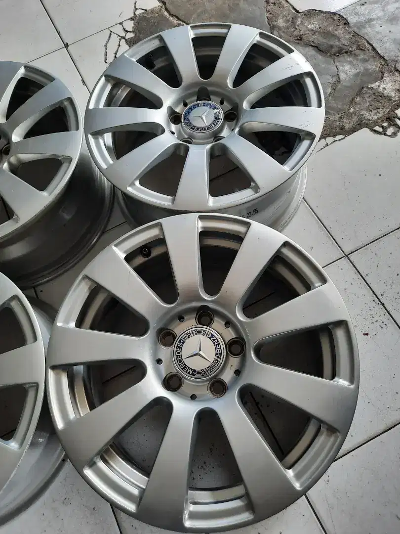 Velg Mercedes Benz E300 R.16 ori