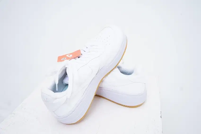 SEPATU SNEAKERS NIKE AIR FORCE 1 “ WHITE “ SIZE ( 39-43 ) TERLARIS