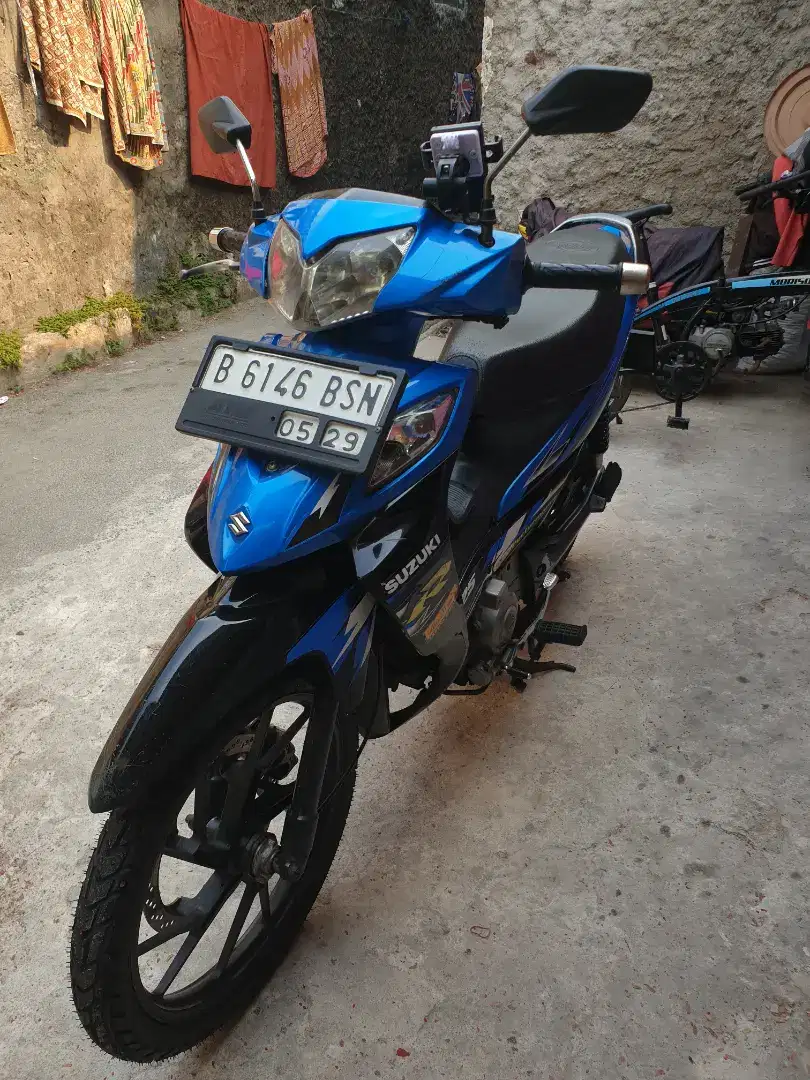 Suzuki Shogun 125 FL RR biru hitam 2008