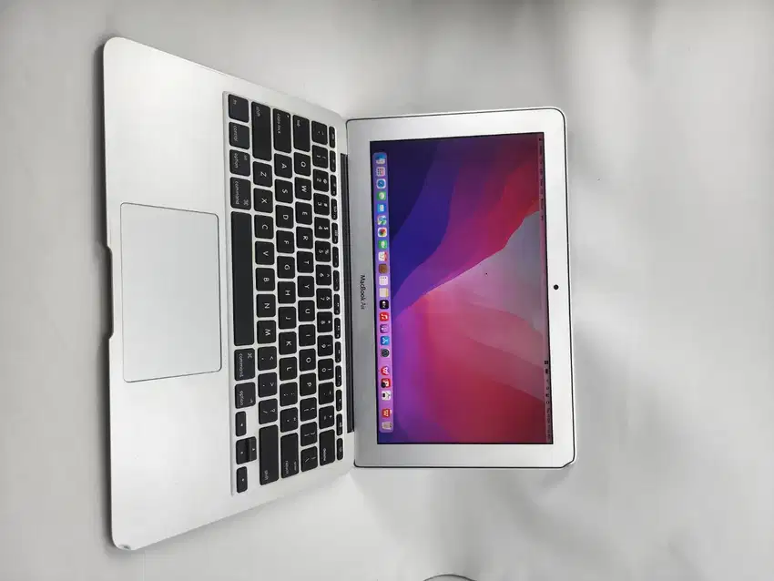 Macbook air 2015 | i5 | 4Gb | 128 ssd | 11 inch