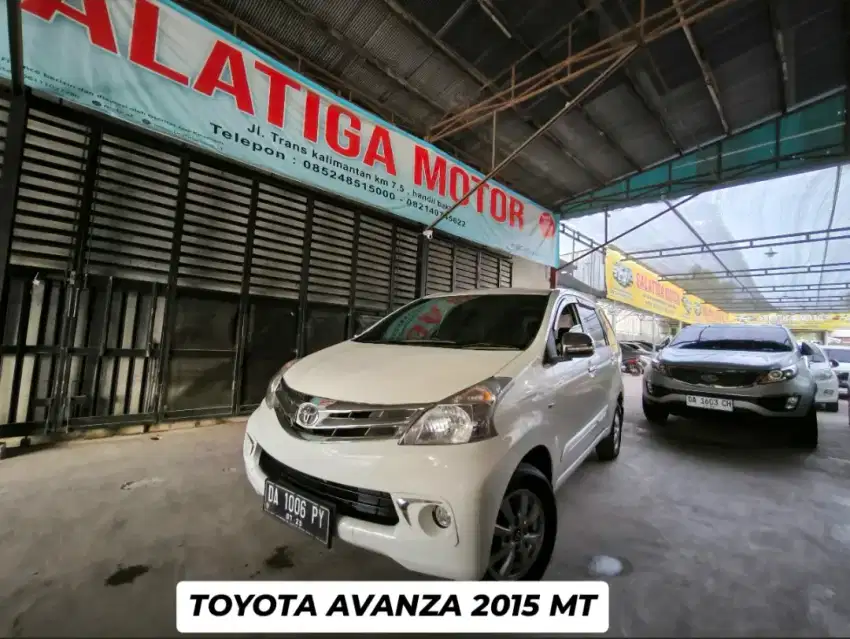 TOYOTA AVANZA 2015 MT