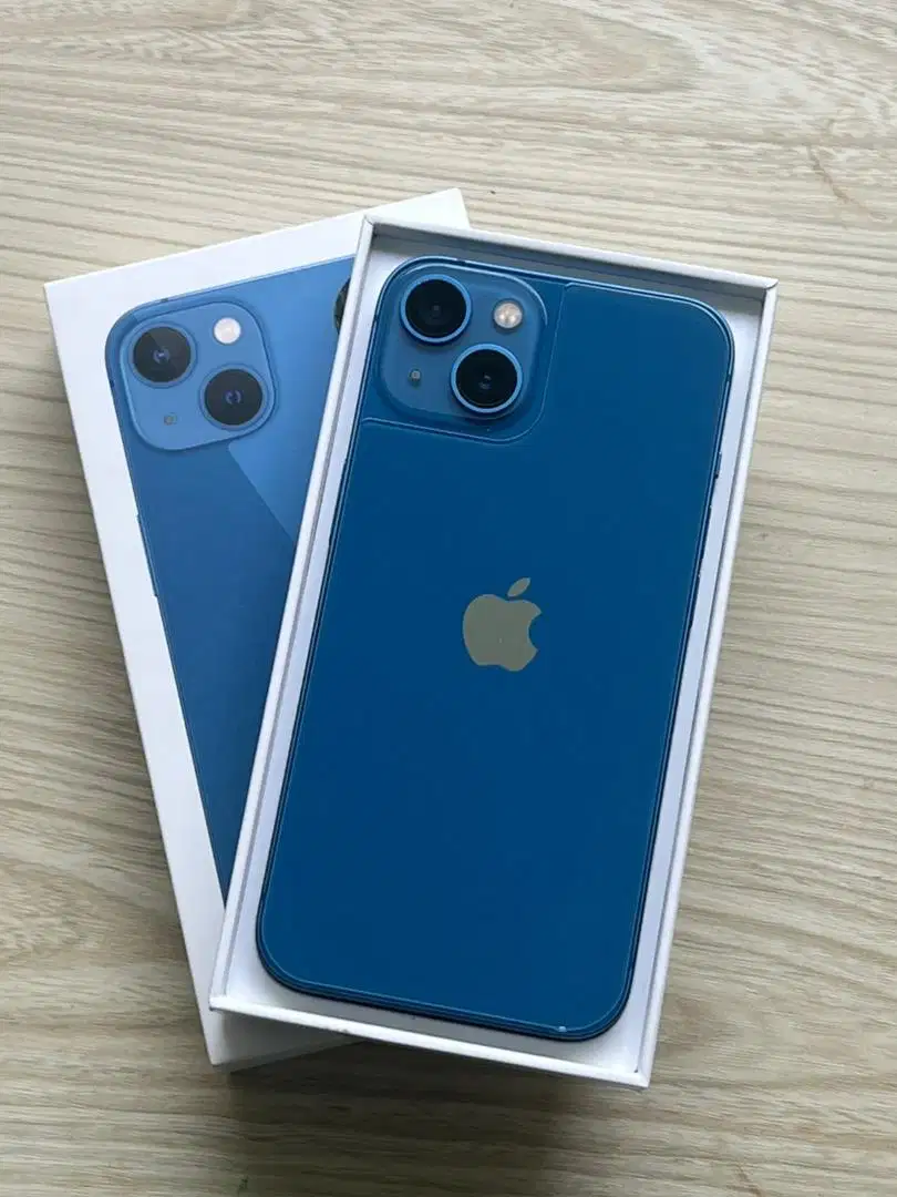 iPhone 13 128gb iBox warna blue istimewa