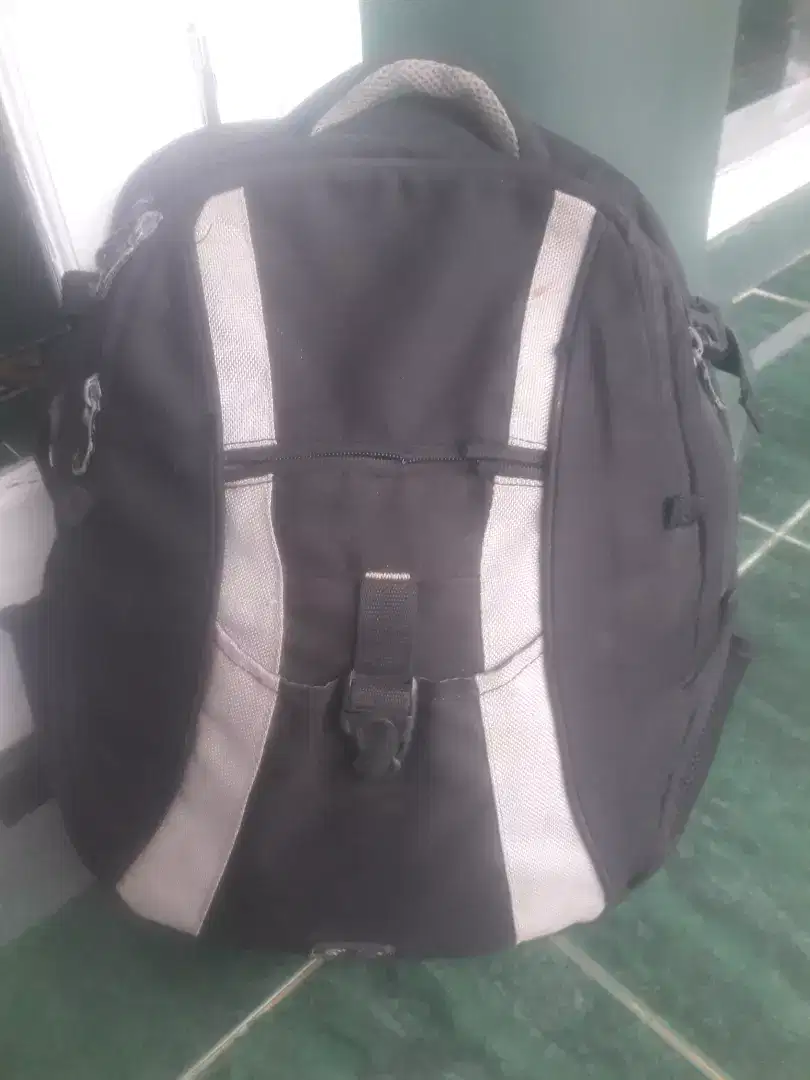 tas/ransel sekolah