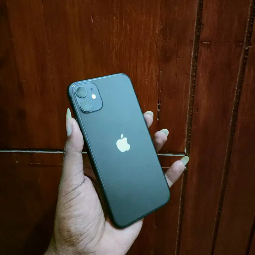 iphone 11 64 GB Lengkap