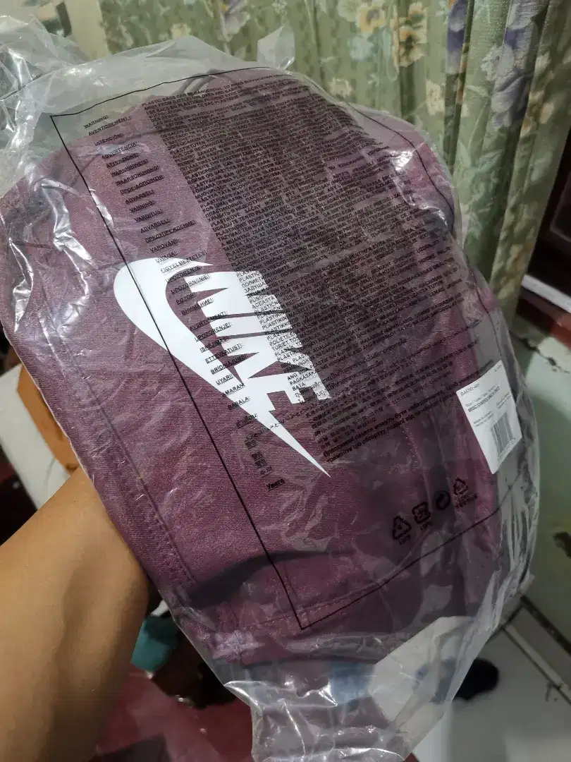 Waist Bag Nike Besar 10 Liter Kondisi Baru Original 100%