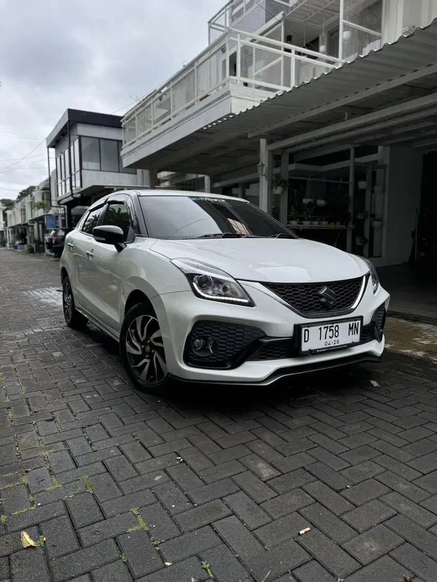 Suzuki Baleno HB 2020  AT hatcback putih mulus terawat antik nik 2019