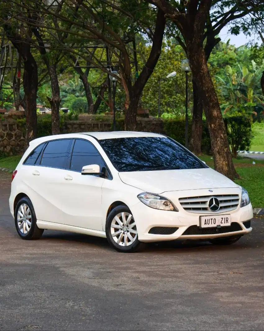 Mercedes Benz B200 Urban Putih 2013 Tdp Menarik Ori Ringan Antik Bu