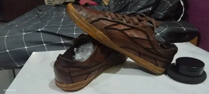 Sepatu kulit PUMA