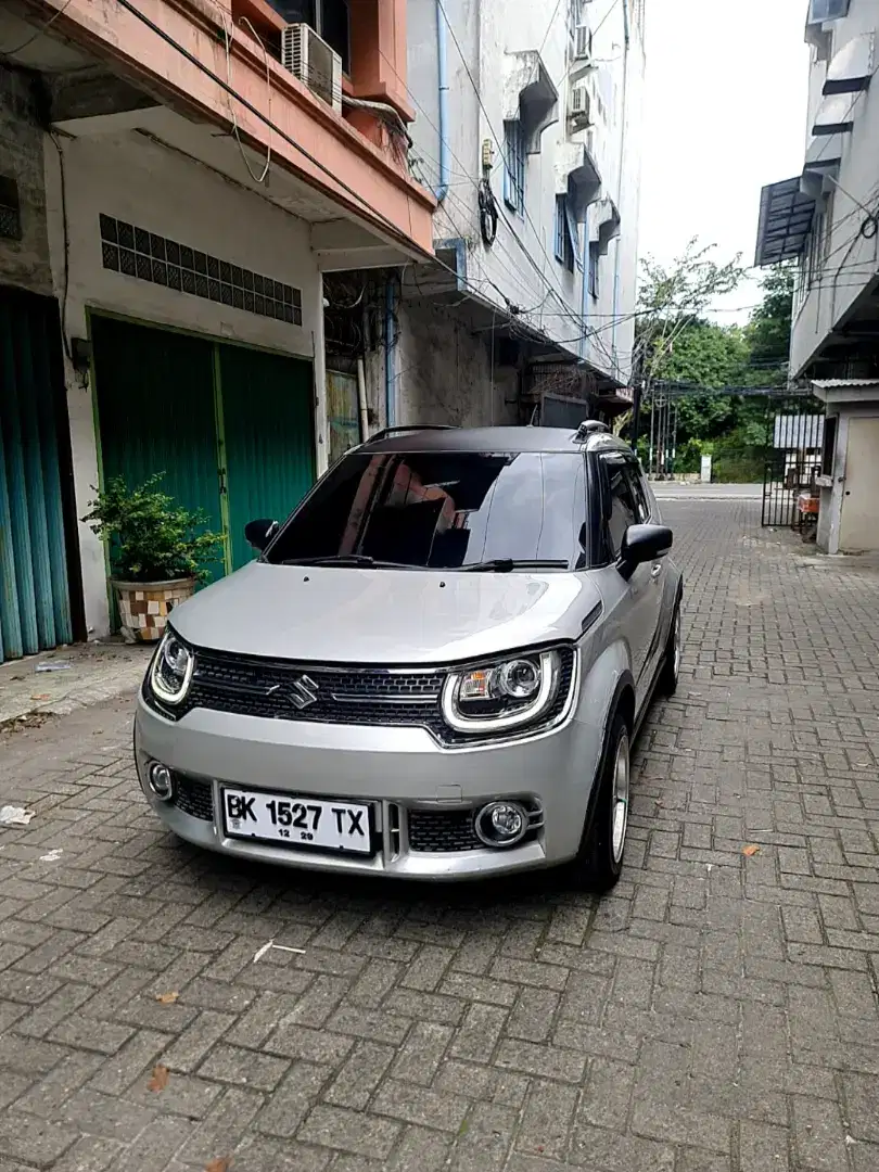 Dijual murah Mobil Ignis Manual / M/T 2018 Mulus Abu Abu Bersih