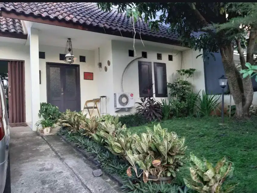 Dijual Rumah Strategis Di Bintaro Sektor 9(1143-EKO)