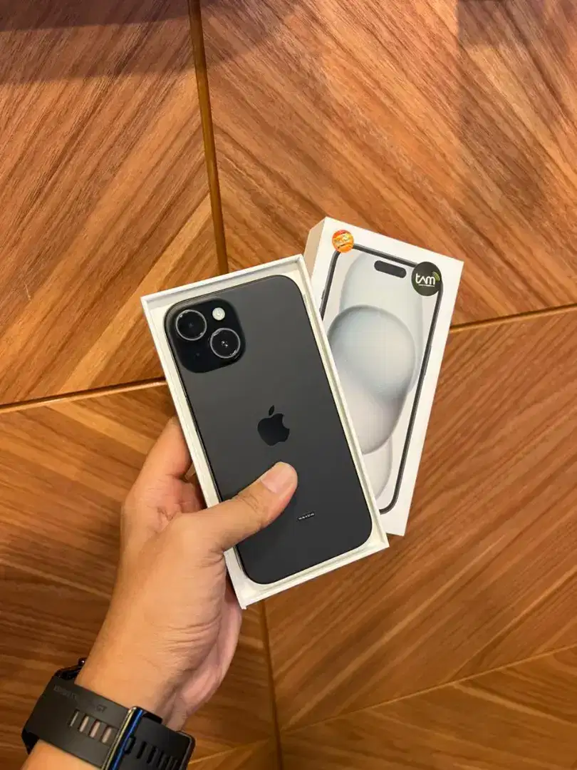 Iphone 15 128 GB Fulset resmi iBox Garansi ON panjang