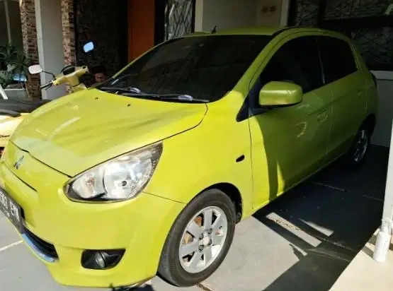 TDP 11JT Mitsubishi Mirage 1.2 GLX Bensin-MT 2012 Kuning