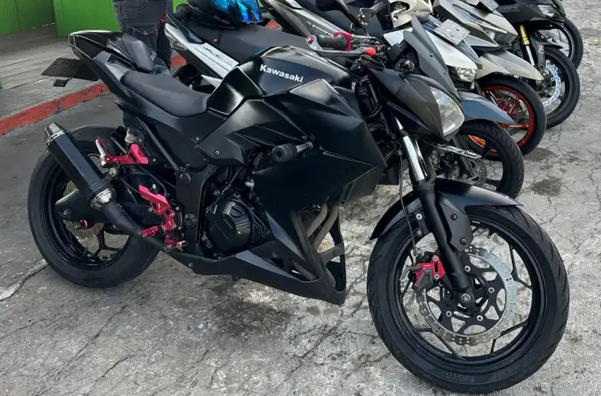 Ninja Z250 Hitam 2 Silinder