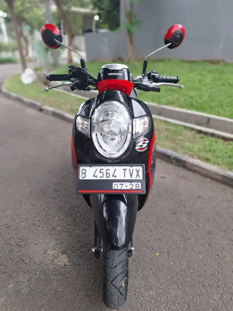 Honda Scoopy 2018