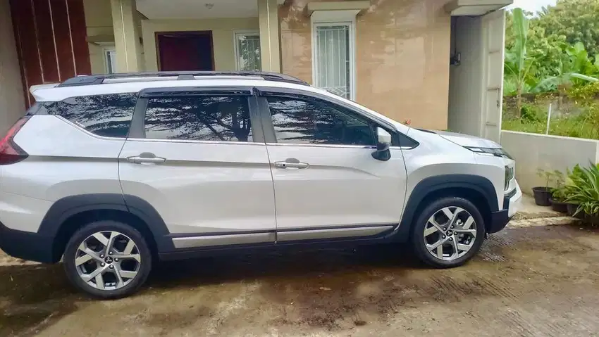 Mitsubishi Xpander Cross 1.5 L A/T