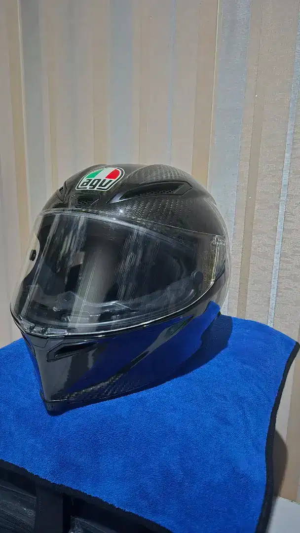 agv pista gp mono carbon glosy