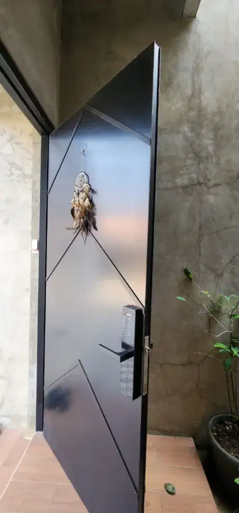 DIJUAL CEPAT Rumah murah semi furnished di selatan Jakarta