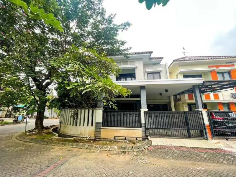 ‼️MURAH‼️Rumah 2 Lantai diPerum CENTRAL PARK Belakang Polda Jatim SBY.