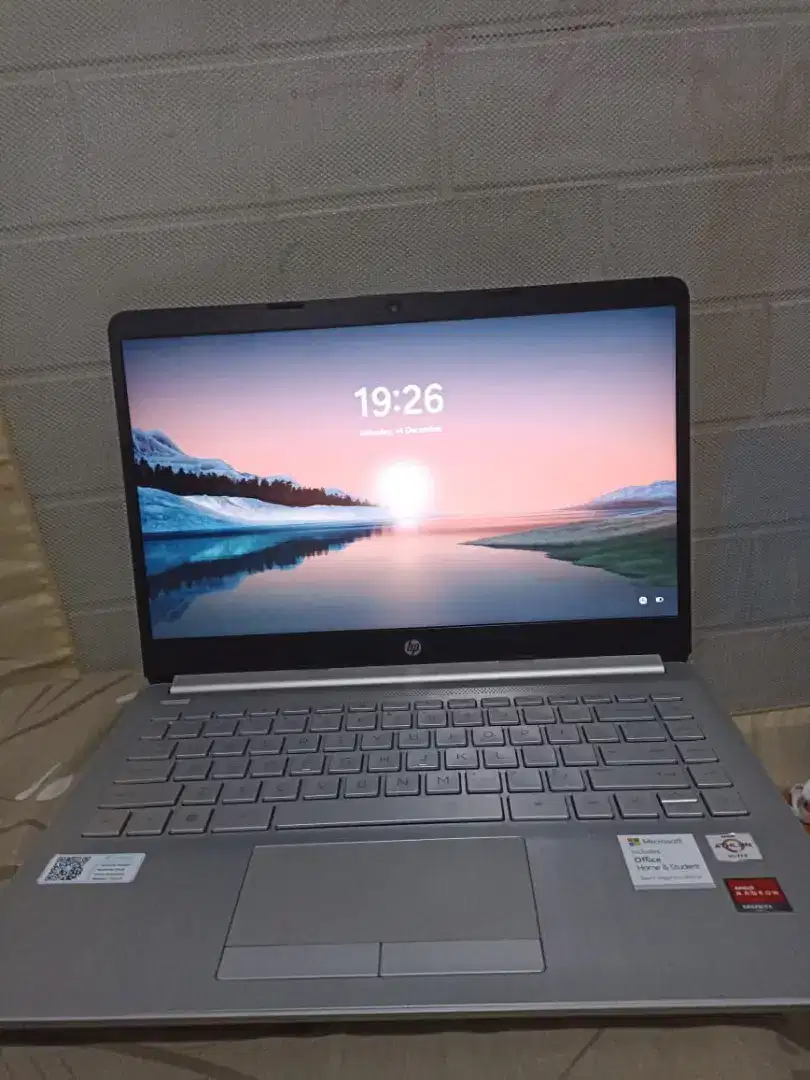 Laptop HP AMD Athlon Silver 3050U