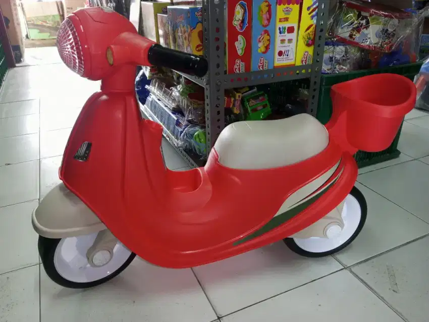 PROMO AKHIR TAHUN!!! Vespa Naik Besar Musik