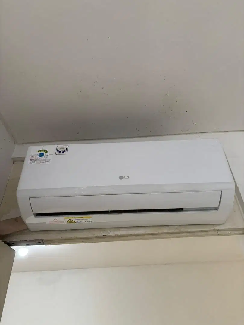 AC 1/2 PK Low Watt LG Kondisi Bagus