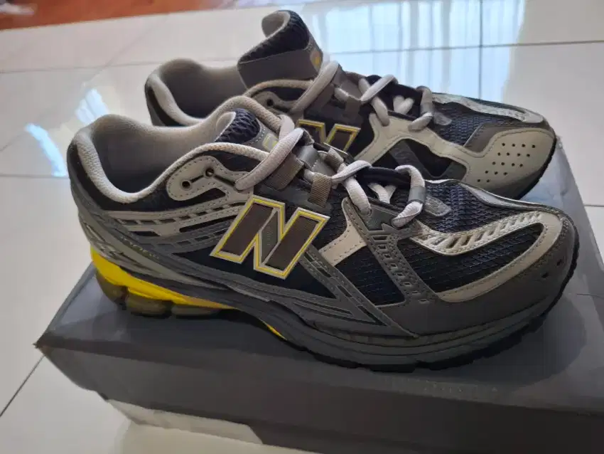 New Balance M1906NA grey yellow