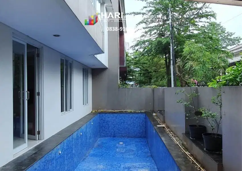 SEWA Rumah Pondok Indah 4BR - Walking Distance to PIM, Close Gate Tol