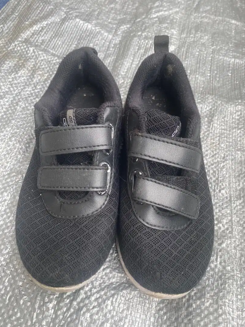 sepatu anak unisex ando 34