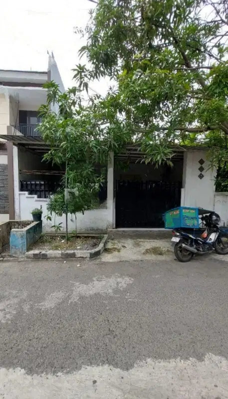 dijual rumah termurah di Darmo Baru Barat