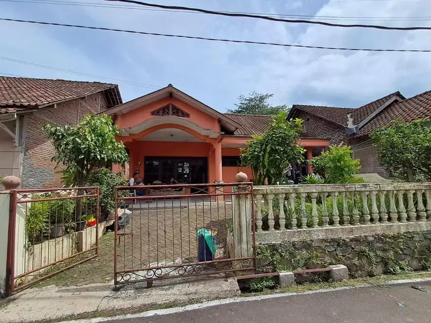 Di Jual Rumah HM Lokasi Ungaran